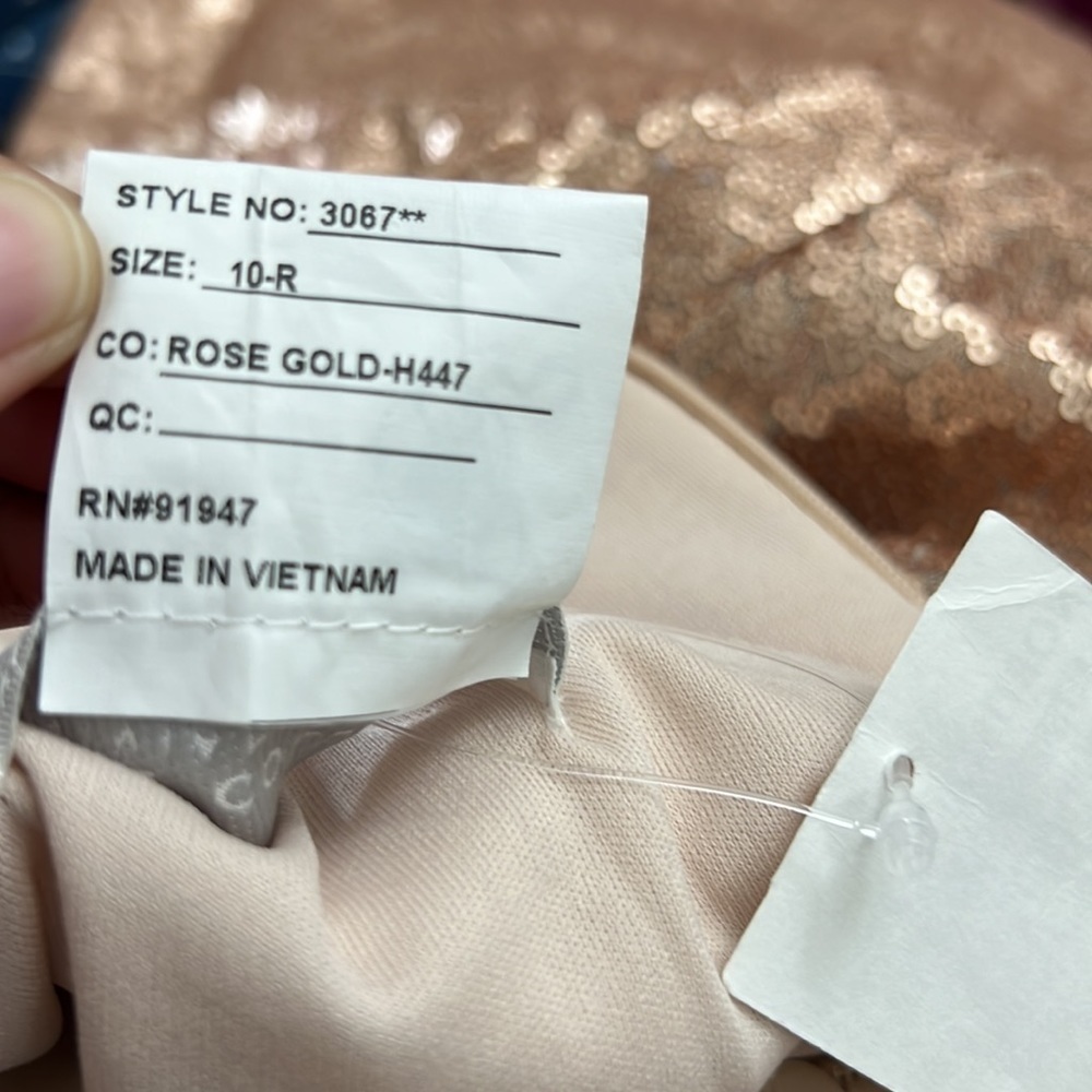 Dessy collection rose gold sequin bridesmaid dress size 10 - Picture 6 of 13